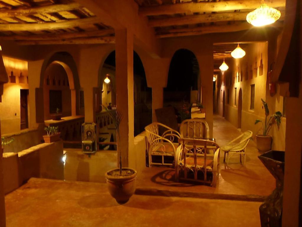 Riad Maktoub Ait Benhaddou Buitenkant foto