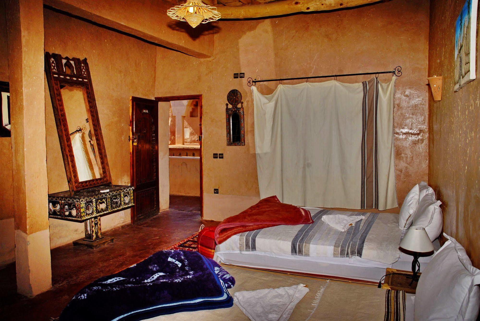 Riad Maktoub Ait Benhaddou Buitenkant foto